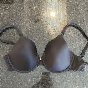 A Pea in the Pod Black Nursing Bra